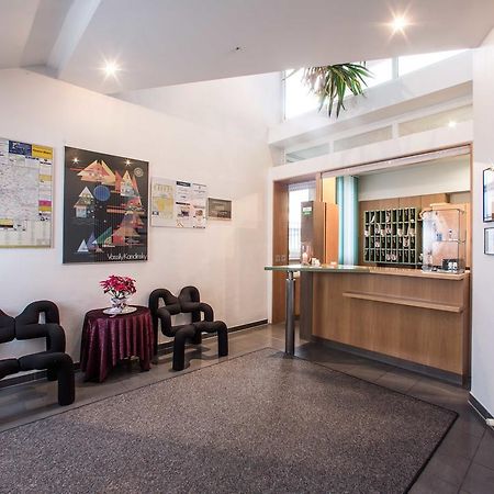 Hotel an der Waldstraße Groß-Zimmern Eksteriør billede